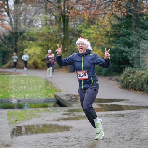 07.12.2025 - St. Pauli X-Mass-Run No. 15 Michael Burmester http://msf.ph/oto/9403960 07.12.2025 11:01:12 Laufen 3205 meine-sportfotos.de