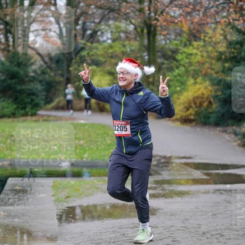07.12.2025 - St. Pauli X-Mass-Run No. 15 Michael Burmester http://msf.ph/oto/9403963 07.12.2025 11:01:13 Laufen 3205 meine-sportfotos.de