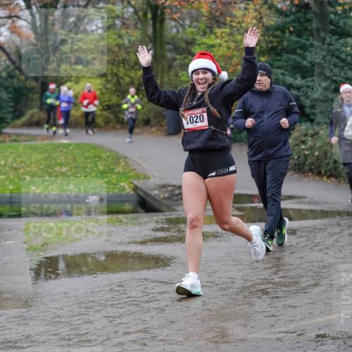 07.12.2025 - St. Pauli X-Mass-Run No. 15 Michael Burmester http://msf.ph/oto/9404039 07.12.2025 11:01:46 Laufen 1020, 2045 meine-sportfotos.de