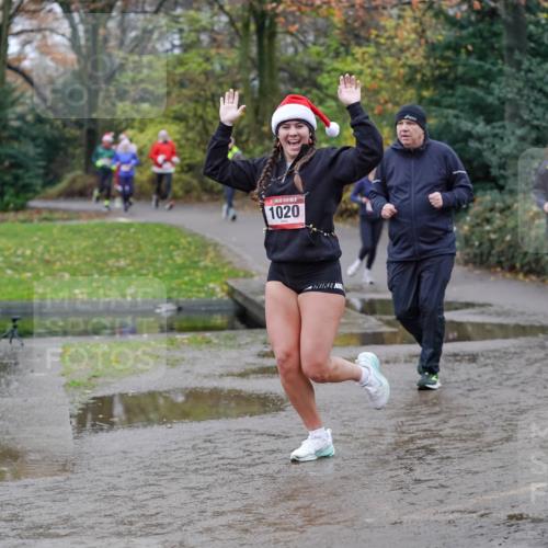 07.12.2025 - St. Pauli X-Mass-Run No. 15 Michael Burmester http://msf.ph/oto/9404040 07.12.2025 11:01:46 Laufen 1020, 2045 meine-sportfotos.de