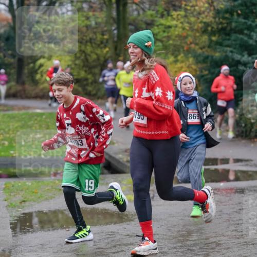 07.12.2025 - St. Pauli X-Mass-Run No. 15 Michael Burmester http://msf.ph/oto/9404110 07.12.2025 11:02:19 Laufen 15, 193, 19, 195, 000000, 2852, 869, 549 meine-sportfotos.de