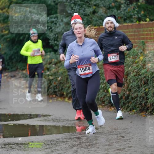 07.12.2025 - St. Pauli X-Mass-Run No. 15 Michael Burmester http://msf.ph/oto/9404164 07.12.2025 11:02:37 Laufen 3161, 2190, 15, 1904, 2477 meine-sportfotos.de