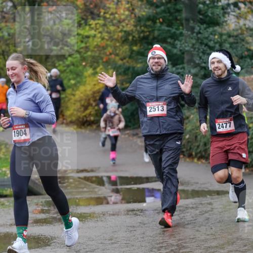 07.12.2025 - St. Pauli X-Mass-Run No. 15 Michael Burmester http://msf.ph/oto/9404169 07.12.2025 11:02:39 Laufen 1904, 2513, 15, 2477 meine-sportfotos.de