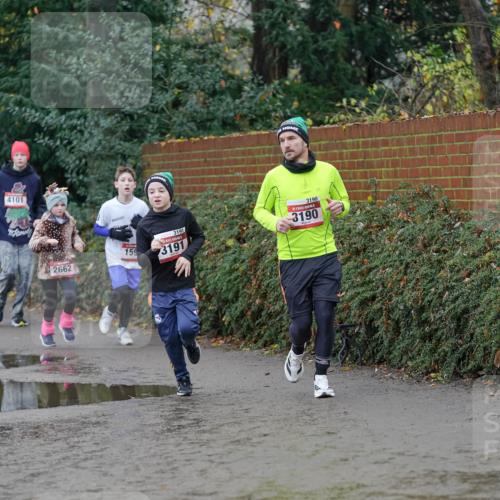 07.12.2025 - St. Pauli X-Mass-Run No. 15 Michael Burmester http://msf.ph/oto/9404175 07.12.2025 11:02:40 Laufen 2067, 4101, 3191, 3190, 3190, 159, 3191, 2662 meine-sportfotos.de