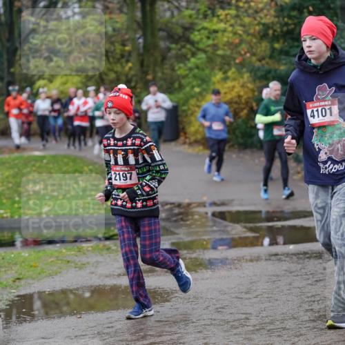 07.12.2025 - St. Pauli X-Mass-Run No. 15 Michael Burmester http://msf.ph/oto/9404197 07.12.2025 11:02:46 Laufen 2197, 1, 5, 4101 meine-sportfotos.de