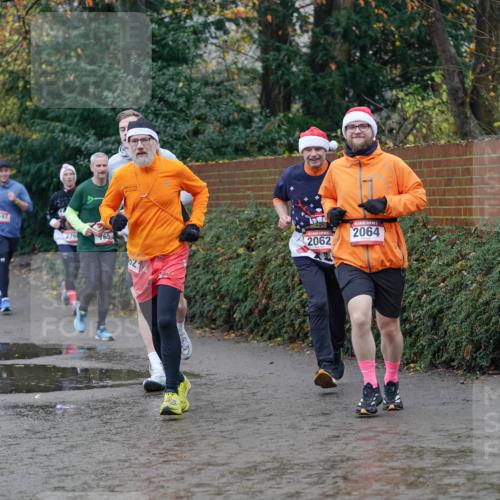 07.12.2025 - St. Pauli X-Mass-Run No. 15 Michael Burmester http://msf.ph/oto/9404199 07.12.2025 11:02:47 Laufen 2547, 67, 276, 65, 2062, 2064 meine-sportfotos.de