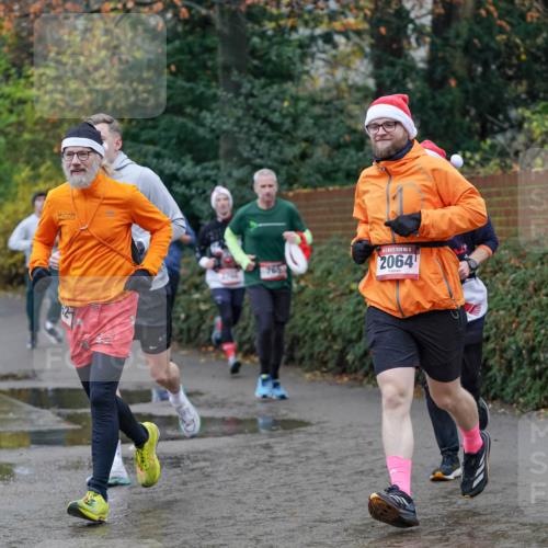 07.12.2025 - St. Pauli X-Mass-Run No. 15 Michael Burmester http://msf.ph/oto/9404202 07.12.2025 11:02:48 Laufen 15, 2064 meine-sportfotos.de