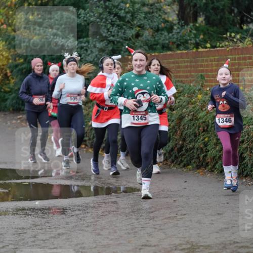 07.12.2025 - St. Pauli X-Mass-Run No. 15 Michael Burmester http://msf.ph/oto/9404228 07.12.2025 11:02:55 Laufen 69, 26, 105, 15, 1345, 1346 meine-sportfotos.de