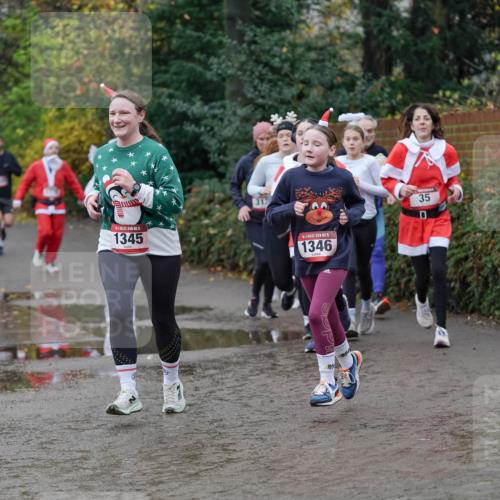 07.12.2025 - St. Pauli X-Mass-Run No. 15 Michael Burmester http://msf.ph/oto/9404234 07.12.2025 11:02:57 Laufen 111, 15, 1345, 312, 15, 1346, 35 meine-sportfotos.de