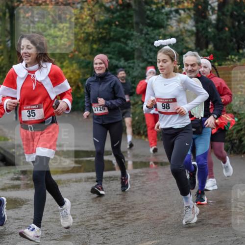 07.12.2025 - St. Pauli X-Mass-Run No. 15 Michael Burmester http://msf.ph/oto/9404248 07.12.2025 11:03:00 Laufen 36, 15, 35, 3126, 15, 98 meine-sportfotos.de