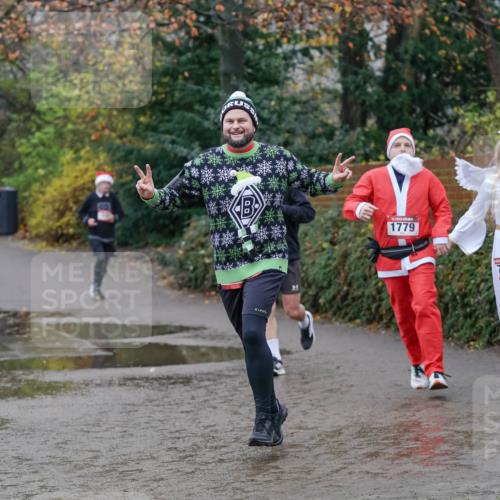07.12.2025 - St. Pauli X-Mass-Run No. 15 Michael Burmester http://msf.ph/oto/9404260 07.12.2025 11:03:02 Laufen 1779, 775 meine-sportfotos.de