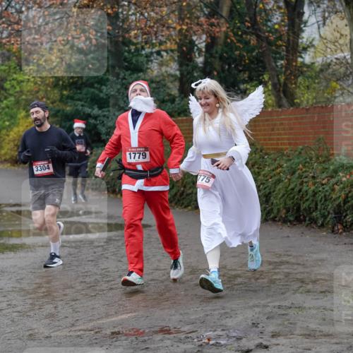 07.12.2025 - St. Pauli X-Mass-Run No. 15 Michael Burmester http://msf.ph/oto/9404264 07.12.2025 11:03:03 Laufen 3304, 1779, 775 meine-sportfotos.de