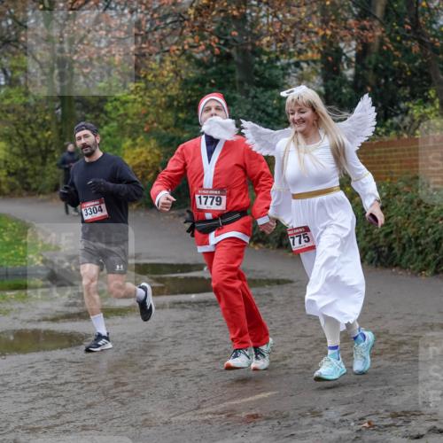 07.12.2025 - St. Pauli X-Mass-Run No. 15 Michael Burmester http://msf.ph/oto/9404267 07.12.2025 11:03:03 Laufen 3304, 1779, 775 meine-sportfotos.de