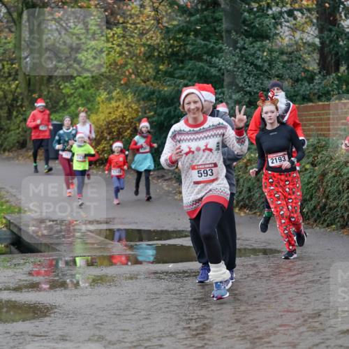 07.12.2025 - St. Pauli X-Mass-Run No. 15 Michael Burmester http://msf.ph/oto/9404302 07.12.2025 11:03:24 Laufen 333333, 1349, 593, 2193, 2033 meine-sportfotos.de