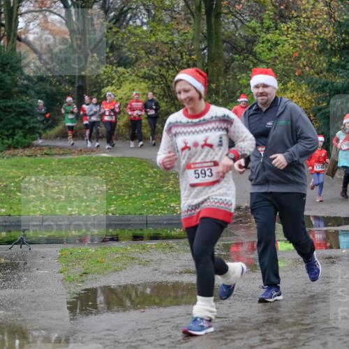 07.12.2025 - St. Pauli X-Mass-Run No. 15 Michael Burmester http://msf.ph/oto/9404306 07.12.2025 11:03:25 Laufen 593, 1349, 1391, 2193 meine-sportfotos.de