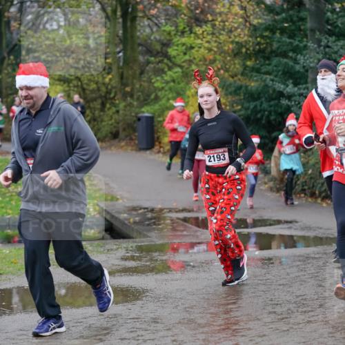 07.12.2025 - St. Pauli X-Mass-Run No. 15 Michael Burmester http://msf.ph/oto/9404307 07.12.2025 11:03:26 Laufen 2193, 2033 meine-sportfotos.de
