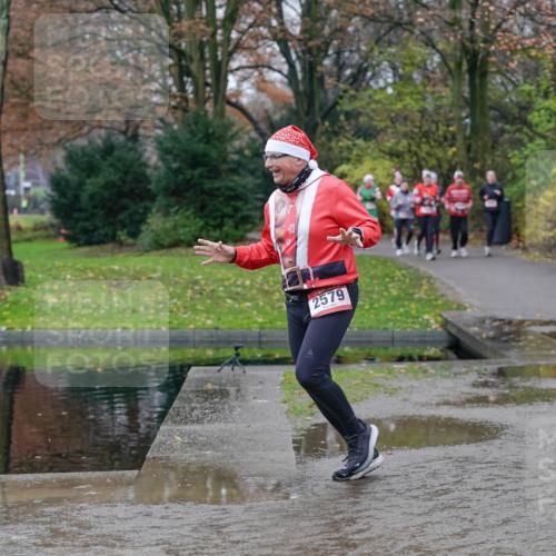 07.12.2025 - St. Pauli X-Mass-Run No. 15 Michael Burmester http://msf.ph/oto/9404320 07.12.2025 11:03:29 Laufen 2579 meine-sportfotos.de