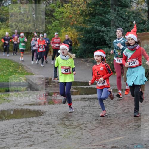 07.12.2025 - St. Pauli X-Mass-Run No. 15 Michael Burmester http://msf.ph/oto/9404324 07.12.2025 11:03:31 Laufen 1431, 1349, 281, 1391, 1939 meine-sportfotos.de