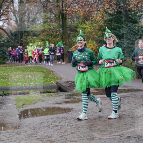 07.12.2025 - St. Pauli X-Mass-Run No. 15 Michael Burmester http://msf.ph/oto/9404419 07.12.2025 11:04:09 Laufen 2786, 2795, 2876, 2567, 3361 meine-sportfotos.de