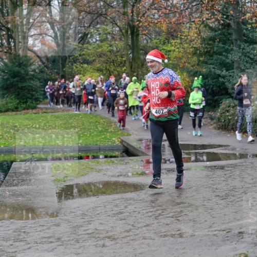 07.12.2025 - St. Pauli X-Mass-Run No. 15 Michael Burmester http://msf.ph/oto/9404438 07.12.2025 11:04:15 Laufen 407, 260 meine-sportfotos.de