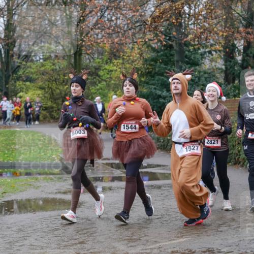 07.12.2025 - St. Pauli X-Mass-Run No. 15 Michael Burmester http://msf.ph/oto/9404469 07.12.2025 11:04:32 Laufen 5003, 1544, 1527, 2821, 2823 meine-sportfotos.de