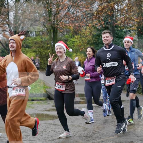 07.12.2025 - St. Pauli X-Mass-Run No. 15 Michael Burmester http://msf.ph/oto/9404474 07.12.2025 11:04:33 Laufen 1544, 1527, 15, 2821, 288, 26, 2823, 2, 2606 meine-sportfotos.de