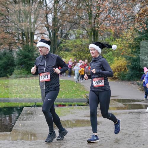 07.12.2025 - St. Pauli X-Mass-Run No. 15 Michael Burmester http://msf.ph/oto/9404490 07.12.2025 11:04:37 Laufen 1501, 1498, 82, 2373 meine-sportfotos.de