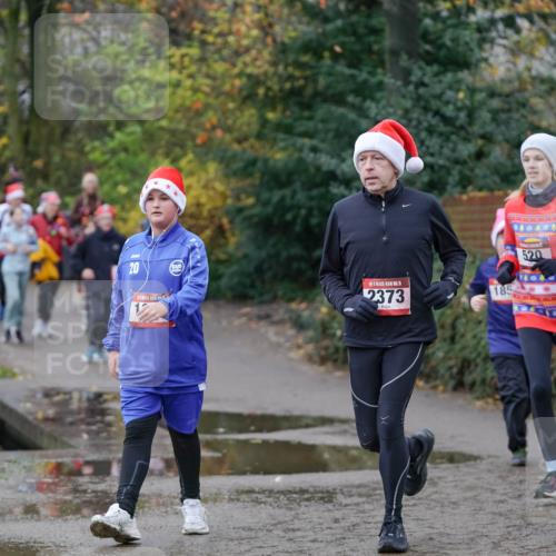07.12.2025 - St. Pauli X-Mass-Run No. 15 Michael Burmester http://msf.ph/oto/9404495 07.12.2025 11:04:39 Laufen 5, 2373, 185, 520 meine-sportfotos.de
