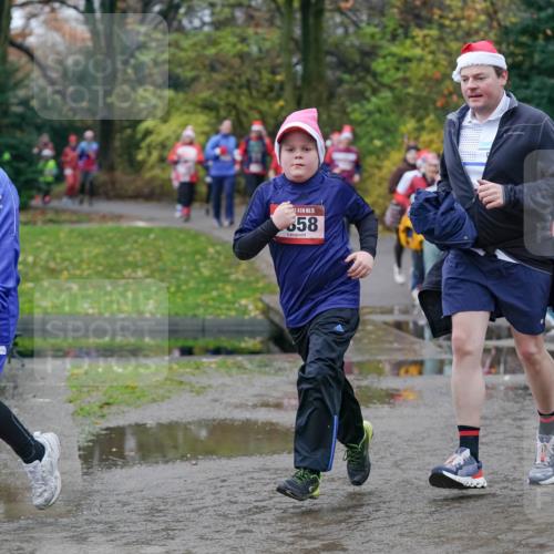 07.12.2025 - St. Pauli X-Mass-Run No. 15 Michael Burmester http://msf.ph/oto/9404506 07.12.2025 11:04:42 Laufen 1082, 15, 358 meine-sportfotos.de