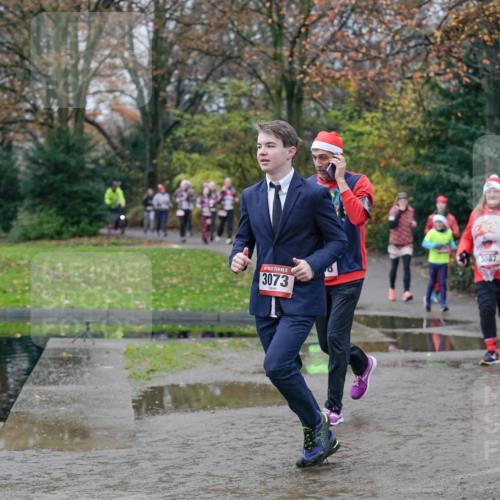 07.12.2025 - St. Pauli X-Mass-Run No. 15 Michael Burmester http://msf.ph/oto/9404554 07.12.2025 11:04:55 Laufen 15, 3073, 3087, 1080 meine-sportfotos.de