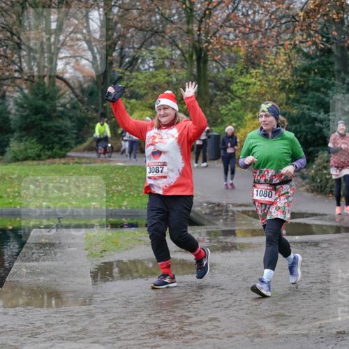 07.12.2025 - St. Pauli X-Mass-Run No. 15 Michael Burmester http://msf.ph/oto/9404564 07.12.2025 11:04:57 Laufen 3087, 2072, 1080 meine-sportfotos.de
