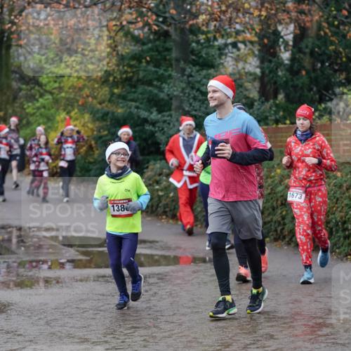 07.12.2025 - St. Pauli X-Mass-Run No. 15 Michael Burmester http://msf.ph/oto/9404573 07.12.2025 11:05:00 Laufen 138, 1673 meine-sportfotos.de