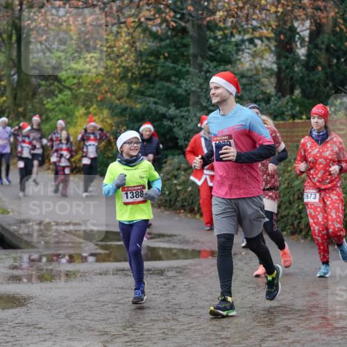 07.12.2025 - St. Pauli X-Mass-Run No. 15 Michael Burmester http://msf.ph/oto/9404574 07.12.2025 11:05:00 Laufen 1388, 1673 meine-sportfotos.de