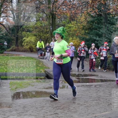 07.12.2025 - St. Pauli X-Mass-Run No. 15 Michael Burmester http://msf.ph/oto/9404587 07.12.2025 11:05:03 Laufen 3315, 1344, 1356 meine-sportfotos.de