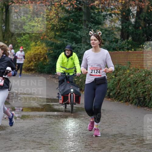 07.12.2025 - St. Pauli X-Mass-Run No. 15 Michael Burmester http://msf.ph/oto/9404627 07.12.2025 11:05:13 Laufen 3217, 2124 meine-sportfotos.de