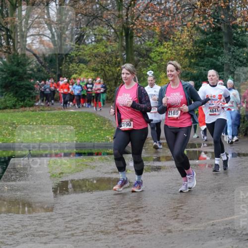 07.12.2025 - St. Pauli X-Mass-Run No. 15 Michael Burmester http://msf.ph/oto/9404654 07.12.2025 11:05:24 Laufen 865, 2189, 2190, 4841, 4840 meine-sportfotos.de