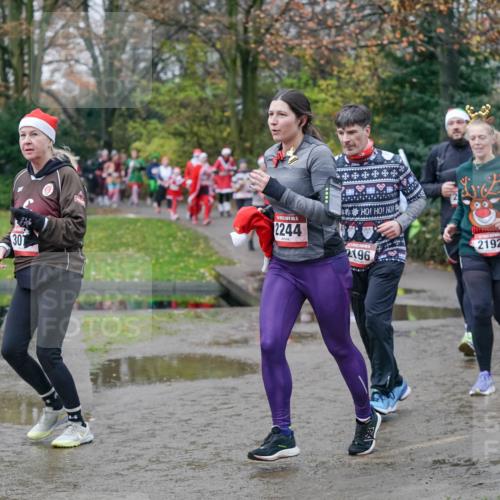 07.12.2025 - St. Pauli X-Mass-Run No. 15 Michael Burmester http://msf.ph/oto/9404759 07.12.2025 11:05:48 Laufen 301, 2244, 196, 2192, 4644, 4654 meine-sportfotos.de