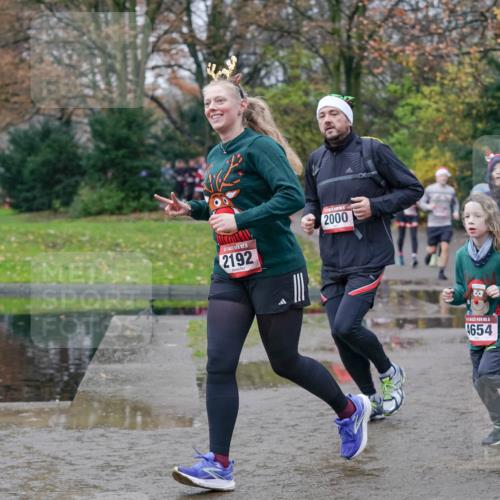 07.12.2025 - St. Pauli X-Mass-Run No. 15 Michael Burmester http://msf.ph/oto/9404767 07.12.2025 11:05:50 Laufen 2192, 2000, 5, 4654, 55 meine-sportfotos.de
