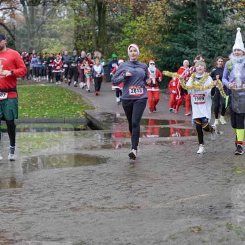 07.12.2025 - St. Pauli X-Mass-Run No. 15 Michael Burmester http://msf.ph/oto/9404786 07.12.2025 11:05:55 Laufen 2387, 2813, 2043, 1999, 1998, 89, 99 meine-sportfotos.de
