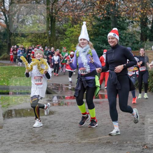 07.12.2025 - St. Pauli X-Mass-Run No. 15 Michael Burmester http://msf.ph/oto/9404791 07.12.2025 11:05:56 Laufen 1999, 1990, 2635, 2409, 752 meine-sportfotos.de