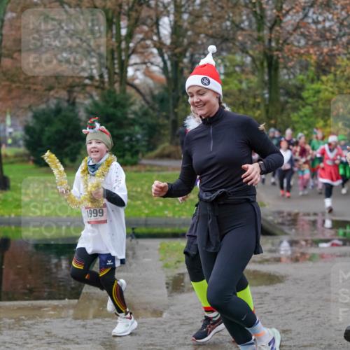 07.12.2025 - St. Pauli X-Mass-Run No. 15 Michael Burmester http://msf.ph/oto/9404795 07.12.2025 11:05:57 Laufen 1999, 2409 meine-sportfotos.de