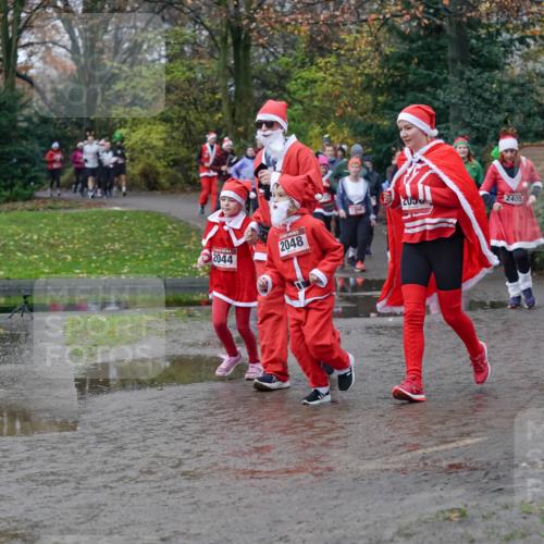 07.12.2025 - St. Pauli X-Mass-Run No. 15 Michael Burmester http://msf.ph/oto/9404813 07.12.2025 11:06:02 Laufen 2044, 2048, 203, 2405 meine-sportfotos.de