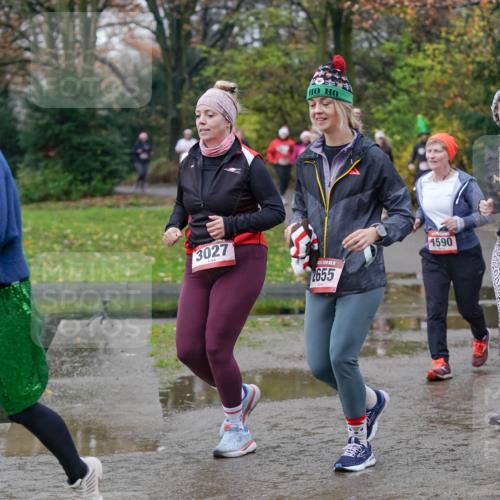 07.12.2025 - St. Pauli X-Mass-Run No. 15 Michael Burmester http://msf.ph/oto/9404840 07.12.2025 11:06:09 Laufen 527, 3027, 15, 2655, 1590, 2383, 2980 meine-sportfotos.de