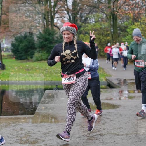 07.12.2025 - St. Pauli X-Mass-Run No. 15 Michael Burmester http://msf.ph/oto/9404848 07.12.2025 11:06:10 Laufen 2655, 15, 2383, 0, 2980, 2930 meine-sportfotos.de