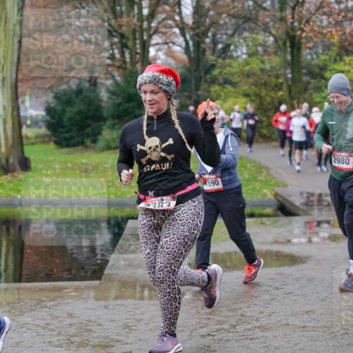 07.12.2025 - St. Pauli X-Mass-Run No. 15 Michael Burmester http://msf.ph/oto/9404849 07.12.2025 11:06:10 Laufen 1115, 55, 15, 283, 590, 2980, 2930 meine-sportfotos.de
