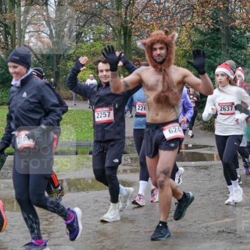 07.12.2025 - St. Pauli X-Mass-Run No. 15 Michael Burmester http://msf.ph/oto/9404862 07.12.2025 11:06:13 Laufen 2257, 226, 624, 2637, 610 meine-sportfotos.de