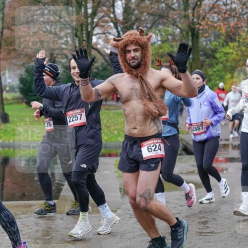 07.12.2025 - St. Pauli X-Mass-Run No. 15 Michael Burmester http://msf.ph/oto/9404865 07.12.2025 11:06:13 Laufen 2, 28, 2257, 25, 624, 2887, 2637, 610 meine-sportfotos.de