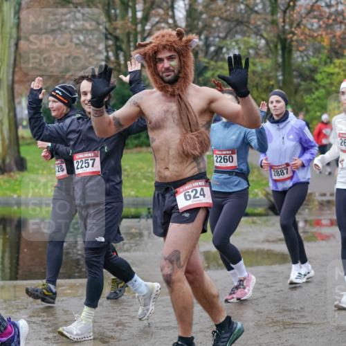 07.12.2025 - St. Pauli X-Mass-Run No. 15 Michael Burmester http://msf.ph/oto/9404866 07.12.2025 11:06:13 Laufen 2, 28, 2257, 624, 2260, 2887, 2637, 610 meine-sportfotos.de