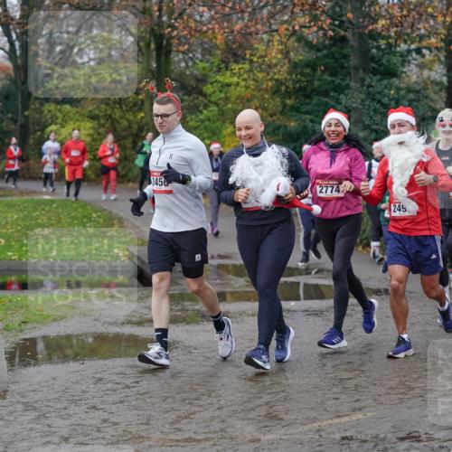 07.12.2025 - St. Pauli X-Mass-Run No. 15 Michael Burmester http://msf.ph/oto/9404891 07.12.2025 11:06:20 Laufen 2456, 27747, 249, 4884, 449 meine-sportfotos.de