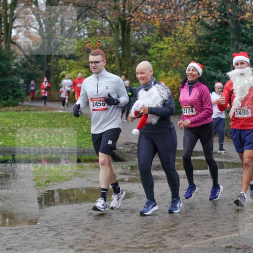 07.12.2025 - St. Pauli X-Mass-Run No. 15 Michael Burmester http://msf.ph/oto/9404894 07.12.2025 11:06:21 Laufen 2456, 2774, 2495, 4884, 2449 meine-sportfotos.de